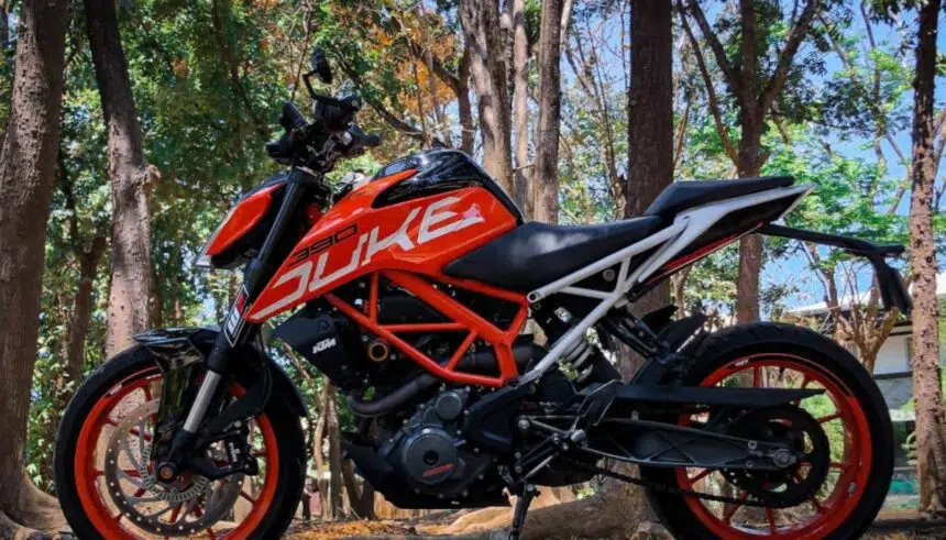 New Year Dhamaka Sale on KTM 390 Duke