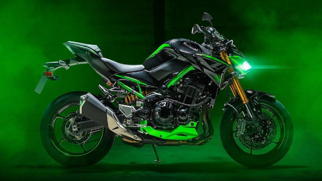 Kawasaki Z900 Price In India: Engine, Design, Features