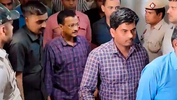 50 दिनों के बाद Jail से छूटे Arvind Kejriwal, कहा- 'तानाशाही से लड़ने की जरूरत'